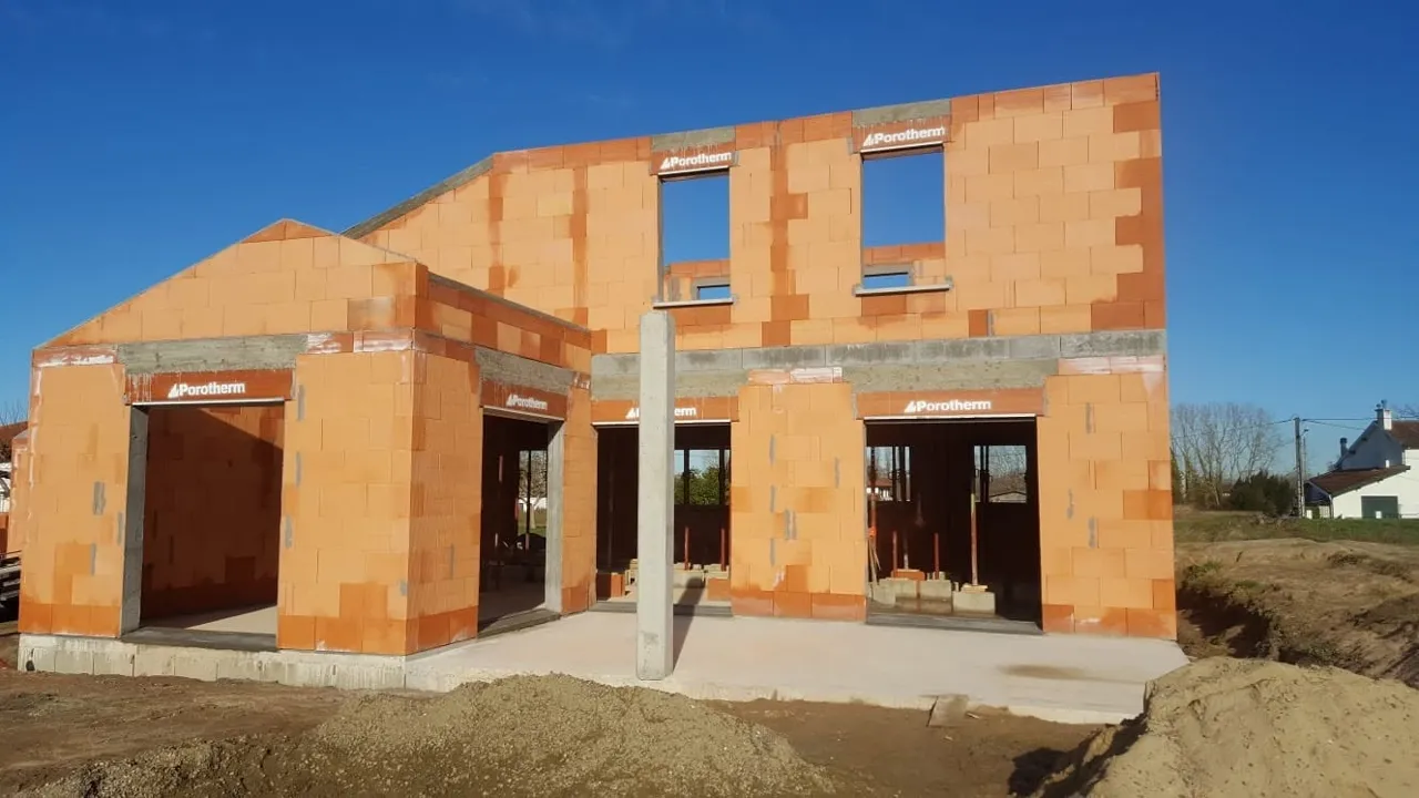 Construction en briques réalisée par BH 40 Maçonnerie